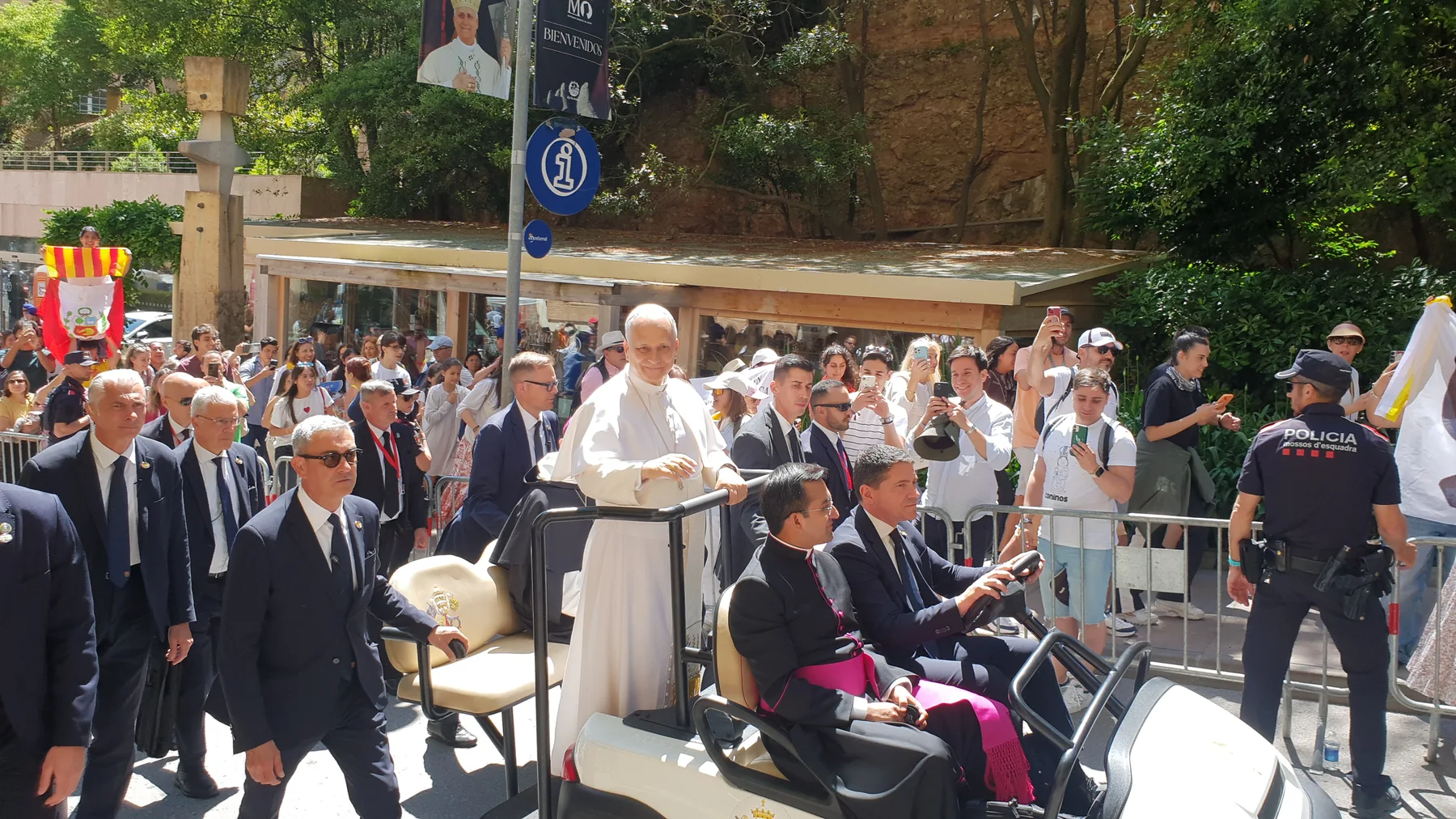 Pope Leo XIV leaves Gemelli hospital four days after lung cancer surgery, will lead Sunday's Angelus