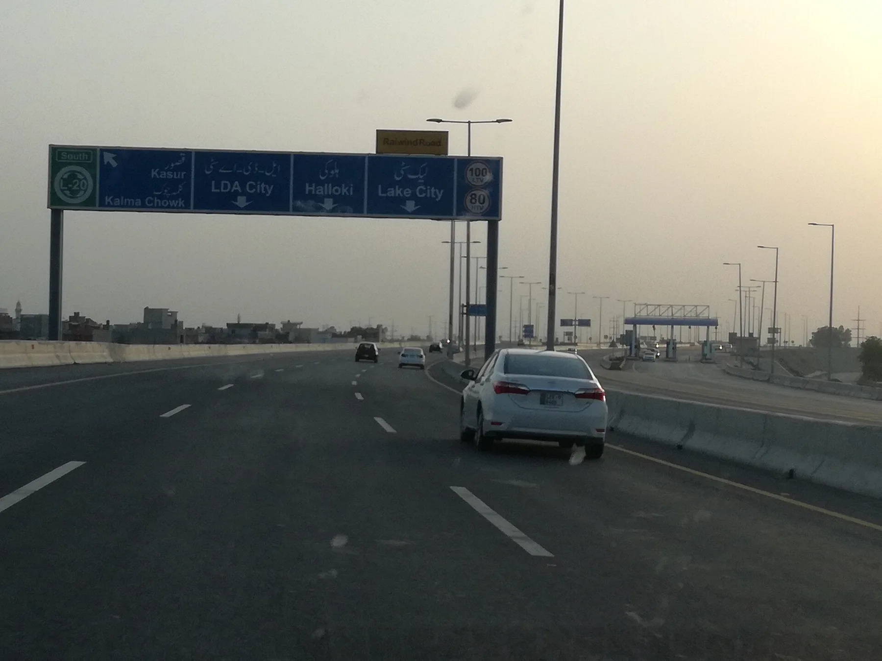 Lahore Ring Road fines raised up to 10 times: Rs 5,000 for no licence, Rs 3,000 for mobile use