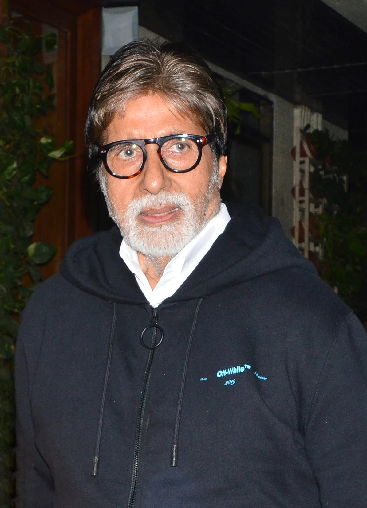 Amitabh Bachchan turns 84: Anand Pandit pledges 1,000 scholarships in his name