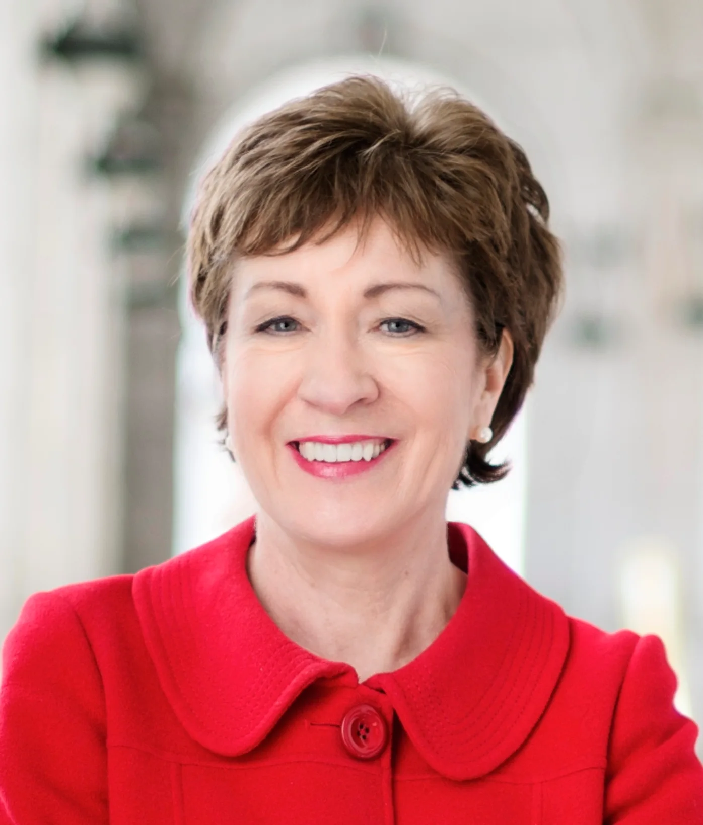 Trump lifts 50% tariff on some Canadian goods from 30 October after Susan Collins lobbies
